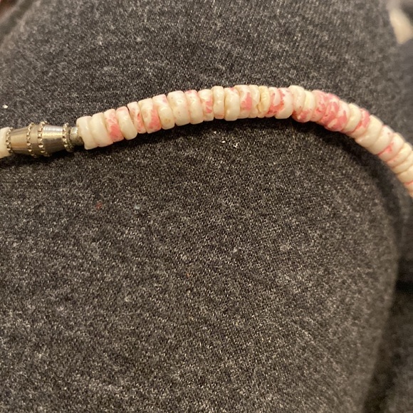 Vintage beachy coral theme necklace. Almost 18 inches long. Pink and white - Picture 7 of 7